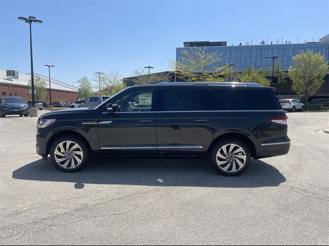 2023 Lincoln Navigator L Reserve