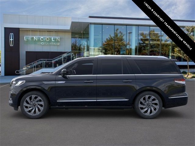 2023 Lincoln Navigator L Reserve