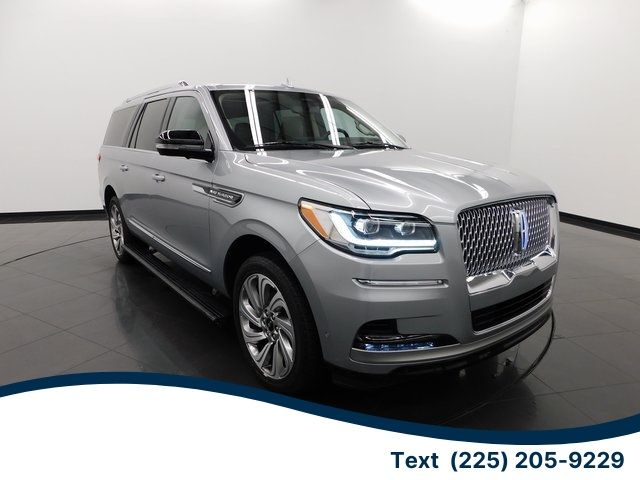 2023 Lincoln Navigator L Reserve