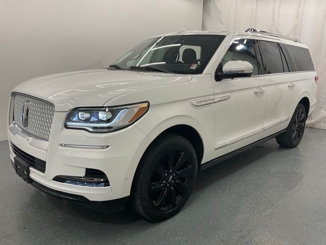 2023 Lincoln Navigator L Reserve