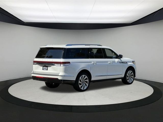 2023 Lincoln Navigator L Reserve