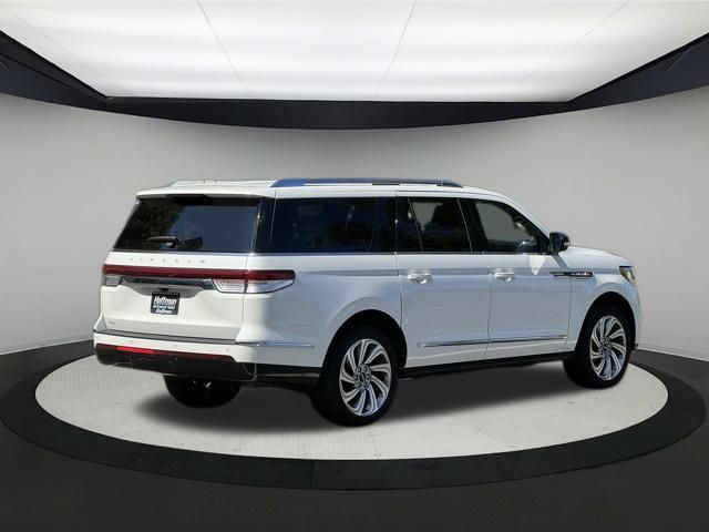 2023 Lincoln Navigator L Reserve