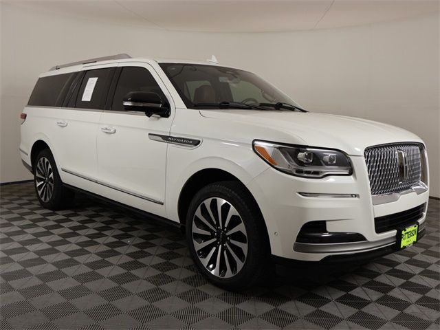 2023 Lincoln Navigator L Reserve