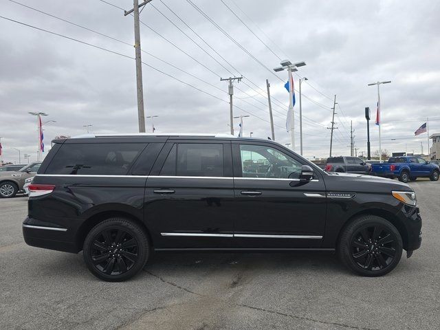 2023 Lincoln Navigator L Reserve