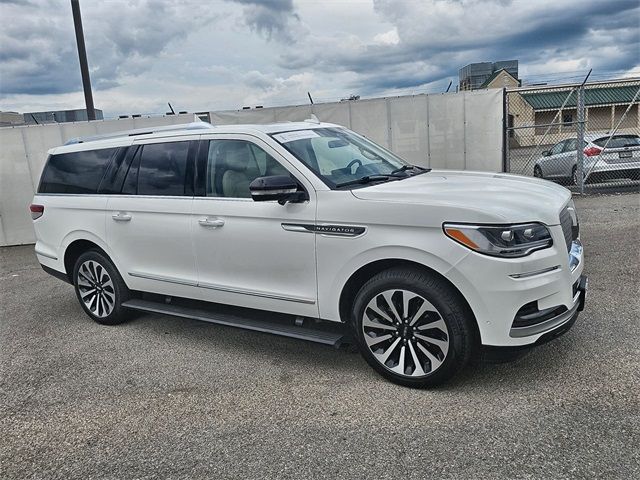 2023 Lincoln Navigator L Reserve