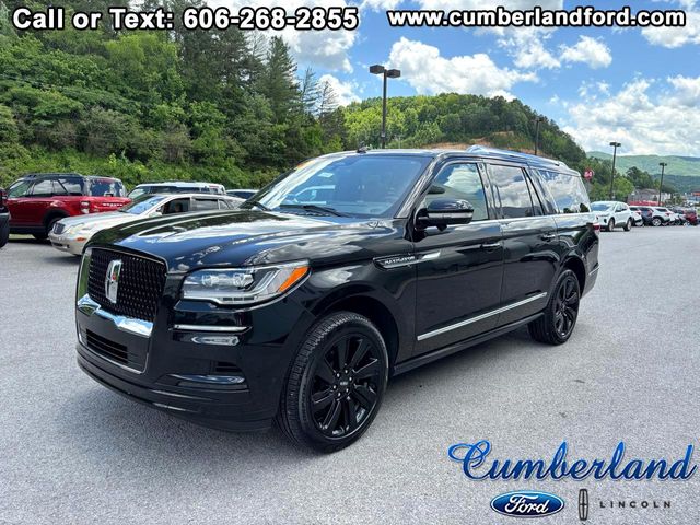 2023 Lincoln Navigator L Reserve