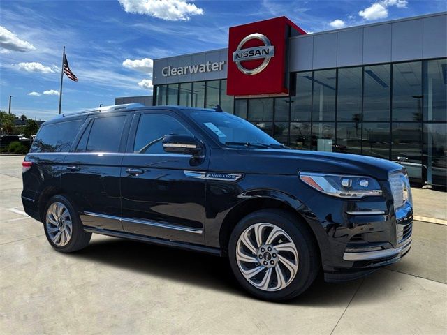 2023 Lincoln Navigator Reserve