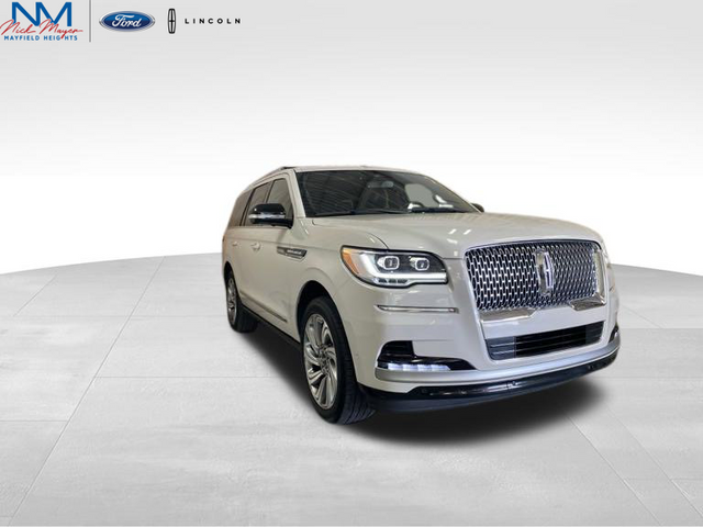 2023 Lincoln Navigator Reserve