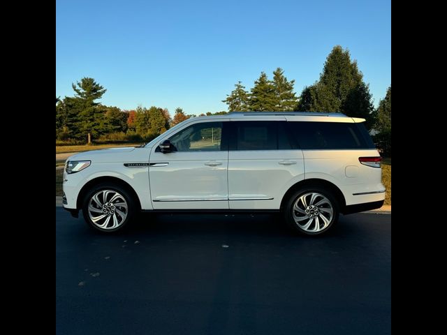 2023 Lincoln Navigator Reserve