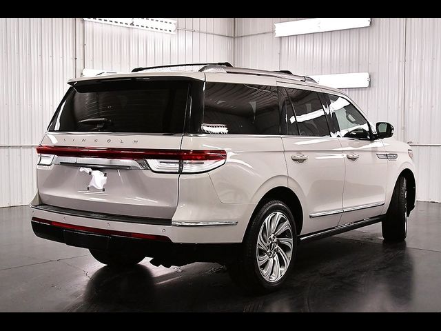 2023 Lincoln Navigator Reserve