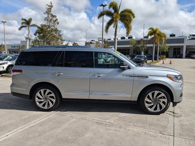 2023 Lincoln Navigator Reserve