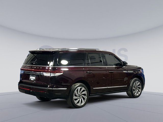 2023 Lincoln Navigator Reserve