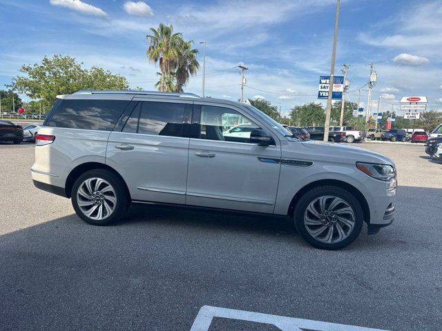 2023 Lincoln Navigator Reserve