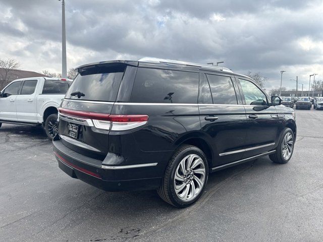 2023 Lincoln Navigator Reserve