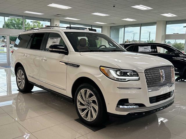 2023 Lincoln Navigator Reserve