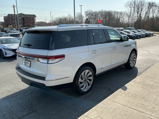 2023 Lincoln Navigator Reserve