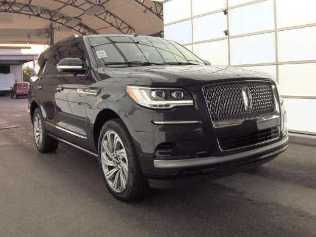 2023 Lincoln Navigator Reserve