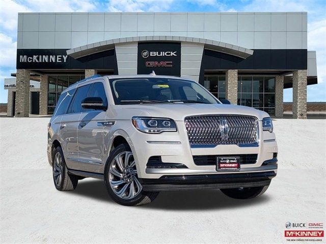 2023 Lincoln Navigator Reserve