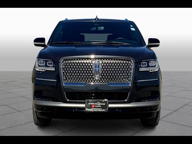 2023 Lincoln Navigator Standard