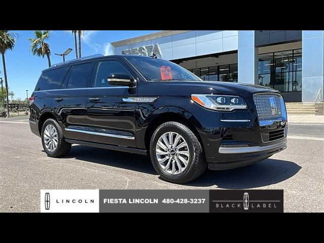 2023 Lincoln Navigator Standard