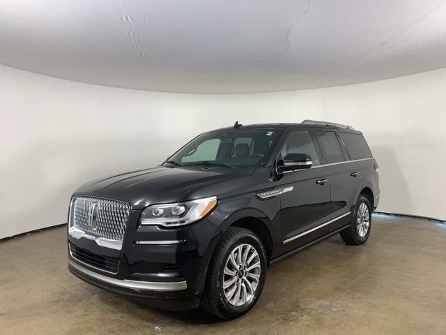 2023 Lincoln Navigator Standard