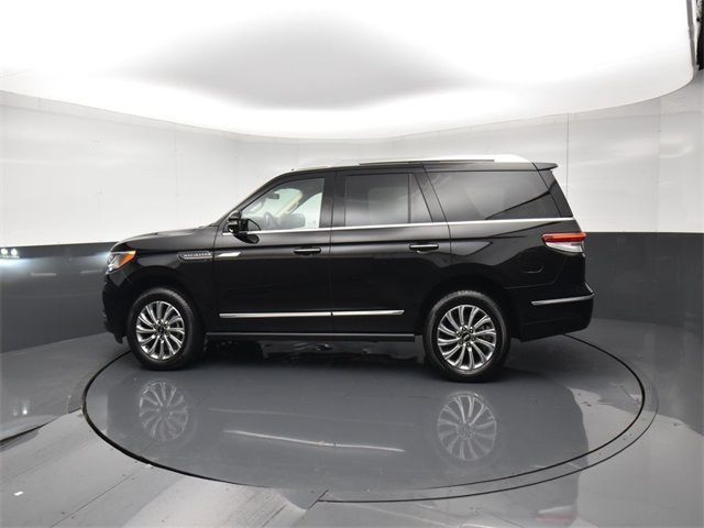 2023 Lincoln Navigator Standard