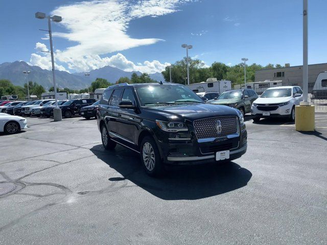 2023 Lincoln Navigator Standard