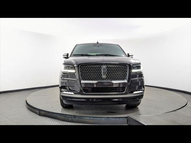 2023 Lincoln Navigator Standard