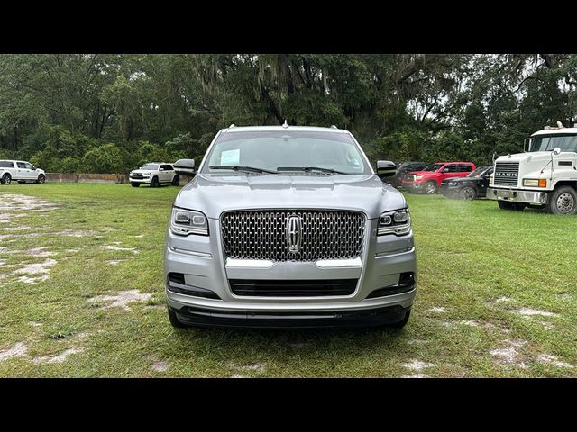 2023 Lincoln Navigator Standard