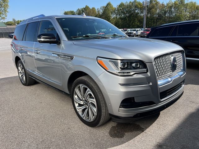 2023 Lincoln Navigator Standard