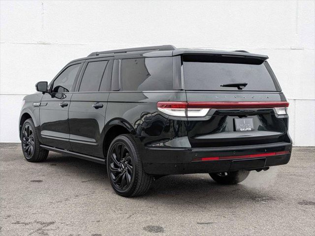 2023 Lincoln Navigator L Black Label