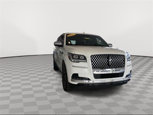 2023 Lincoln Navigator L Black Label