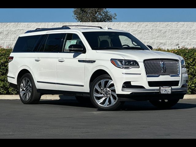 2023 Lincoln Navigator L Reserve