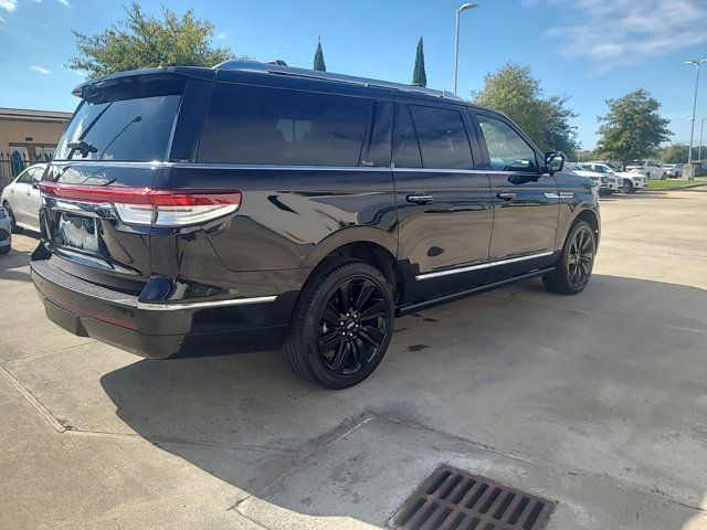 2023 Lincoln Navigator L Reserve