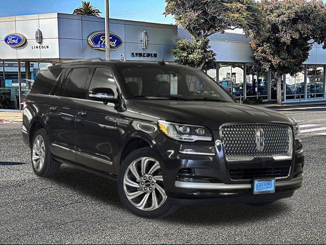 2023 Lincoln Navigator L Reserve