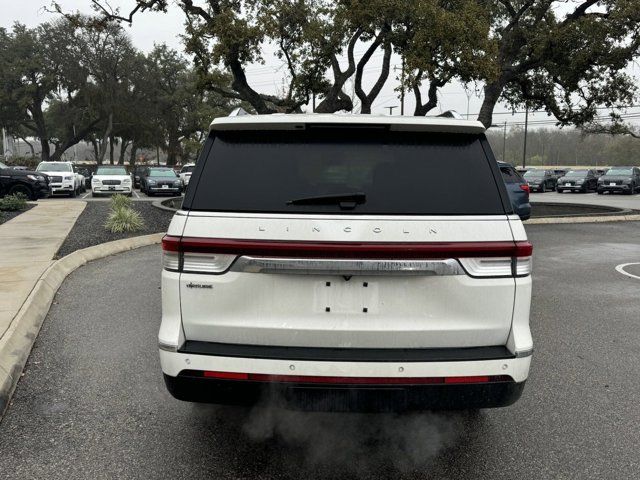 2023 Lincoln Navigator L Reserve