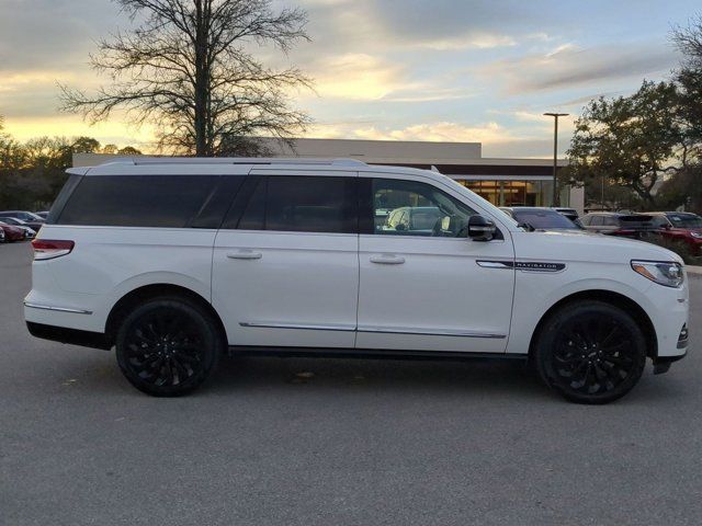 2023 Lincoln Navigator L Reserve