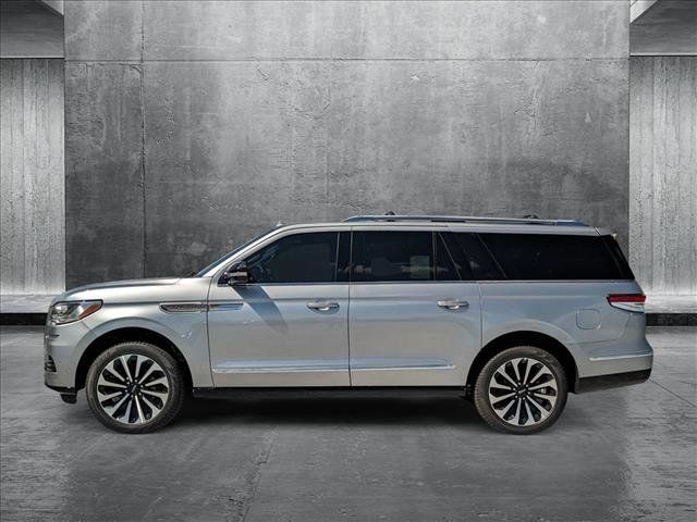 2023 Lincoln Navigator L Reserve