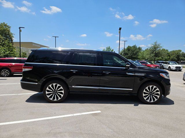 2023 Lincoln Navigator L Reserve