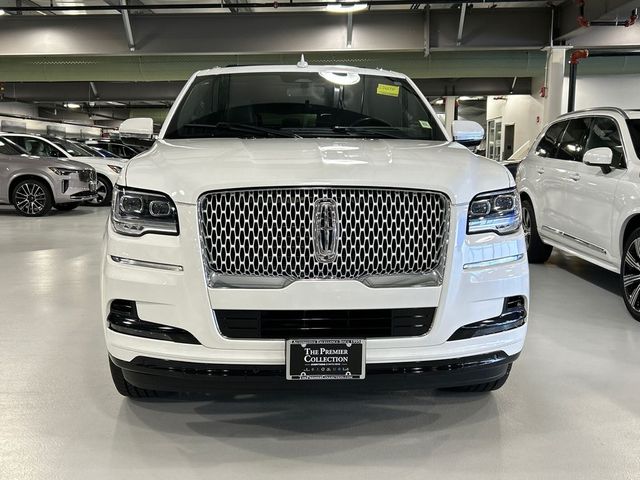 2023 Lincoln Navigator L Reserve