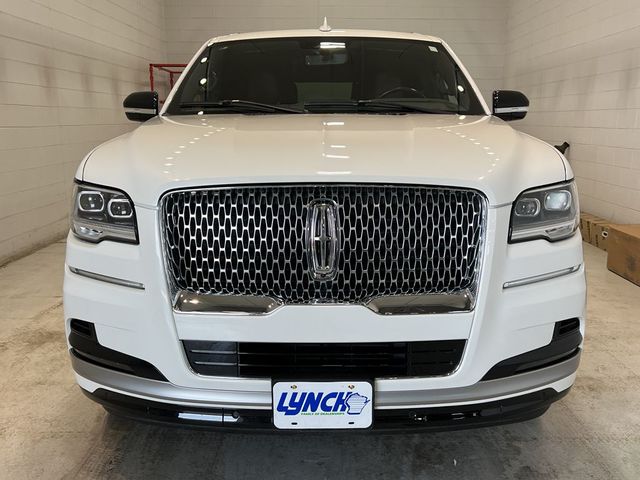2023 Lincoln Navigator L Reserve