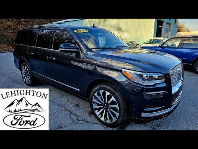 2023 Lincoln Navigator L Reserve