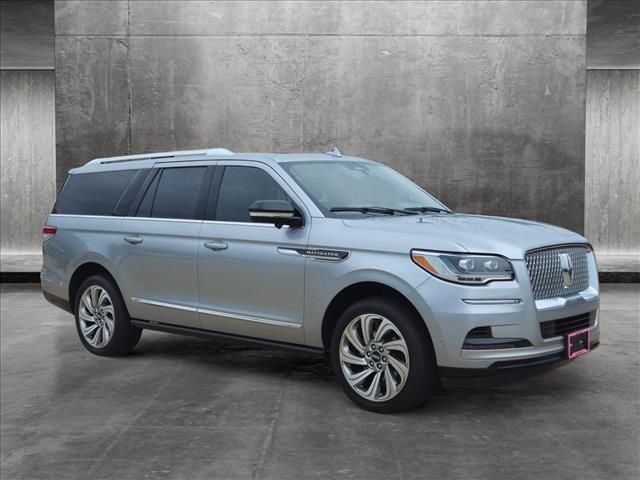 2023 Lincoln Navigator L Reserve