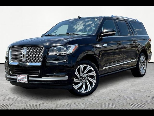 2023 Lincoln Navigator L Reserve