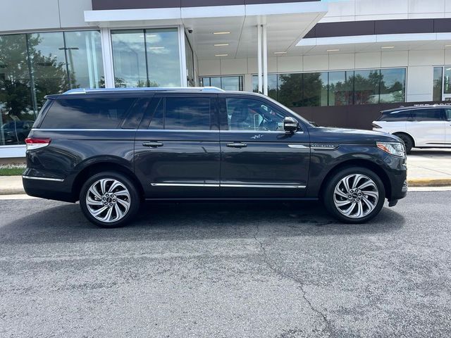 2023 Lincoln Navigator L Reserve