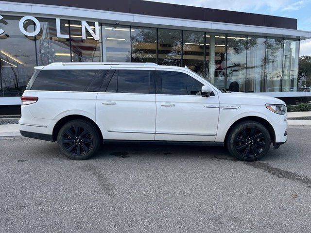 2023 Lincoln Navigator L Reserve