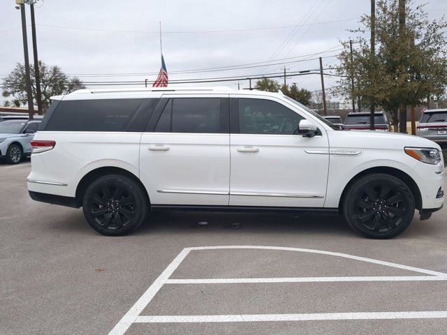 2023 Lincoln Navigator L Reserve