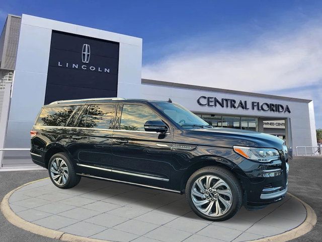 2023 Lincoln Navigator L Reserve