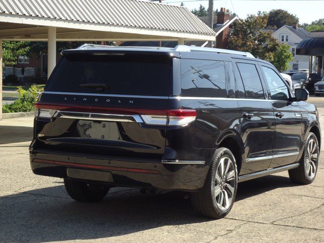 2023 Lincoln Navigator L Reserve