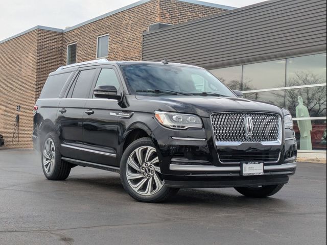 2023 Lincoln Navigator L Standard